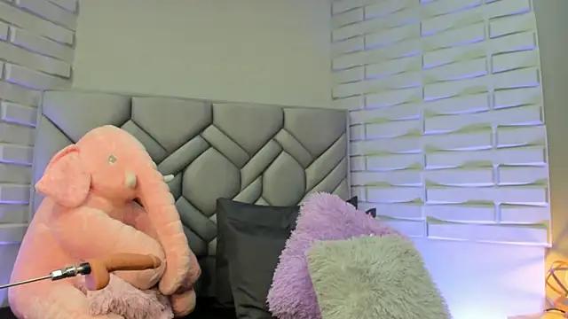 Dirty chat webcam: explore liveshows with versed models, from laying bare to fetishes, in a variety of sexy free adult webcams.