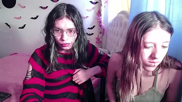 BRIAR_AND_BLAIR from StripChat is Freechat