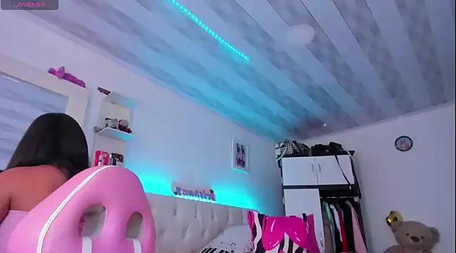 briitany_hot from StripChat