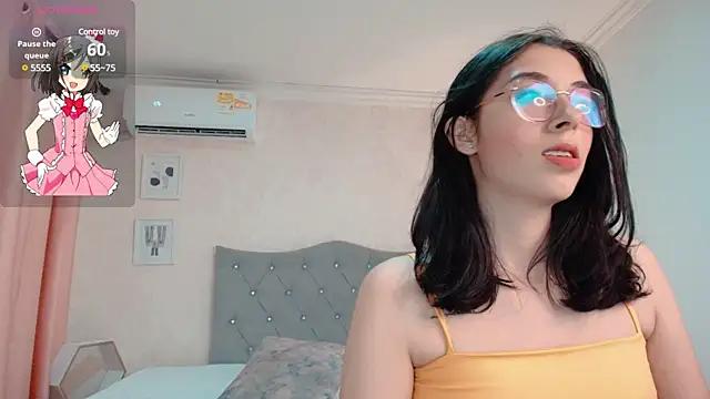 brooklove_doll from StripChat