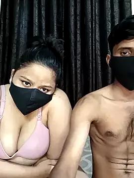 Photos of BROSISTER_COUPLE_4545 from StripChat is Private