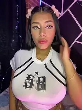 Brunette__nova from StripChat is Freechat
