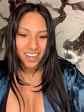 BrunetteBliss69 webcams show profile image 
