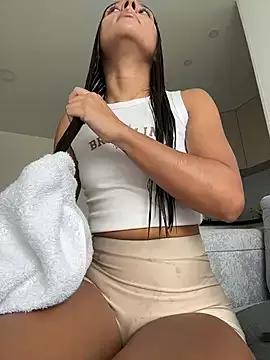 Brunettecollins05 from StripChat is Freechat