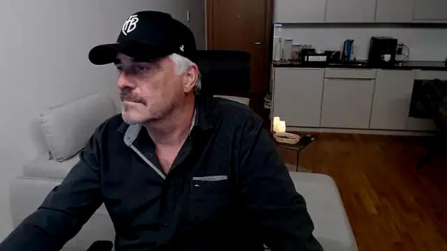 Budapest1958 webcams show profile image 