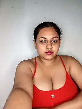 bumblebeegirl from StripChat