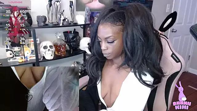 bunniikimi from StripChat