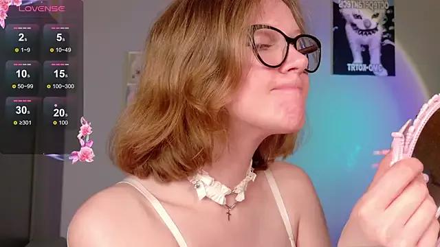 bunny_batters19 from StripChat is Freechat