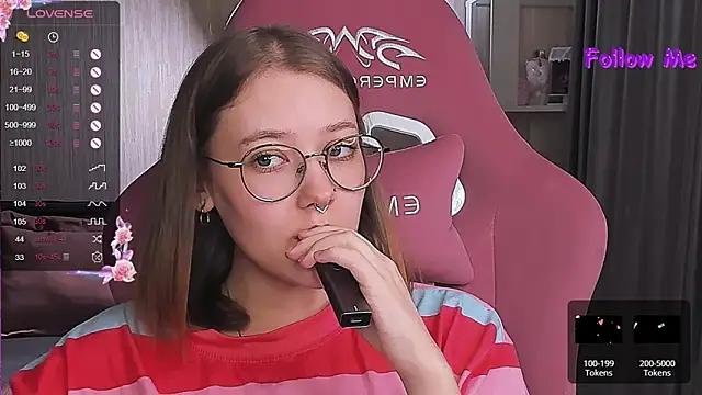 Dirty chat webcam: explore liveshows with versed models, from laying bare to fetishes, in a variety of sexy free adult webcams.