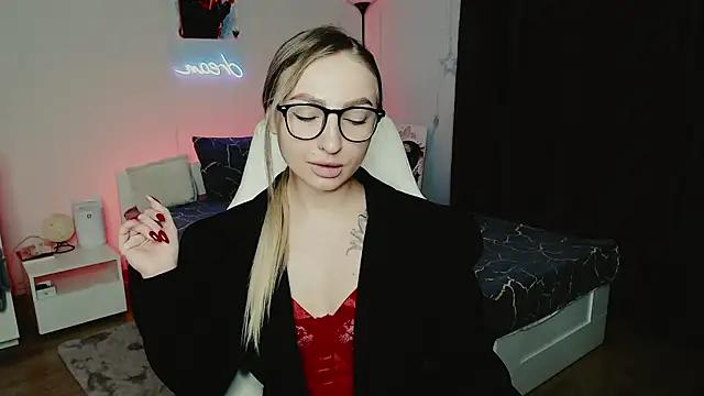 Dirty chat webcam: explore liveshows with versed models, from laying bare to fetishes, in a variety of sexy free adult webcams.