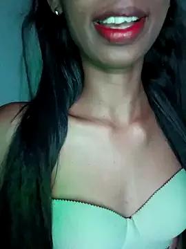 BunnyBloom25 from StripChat