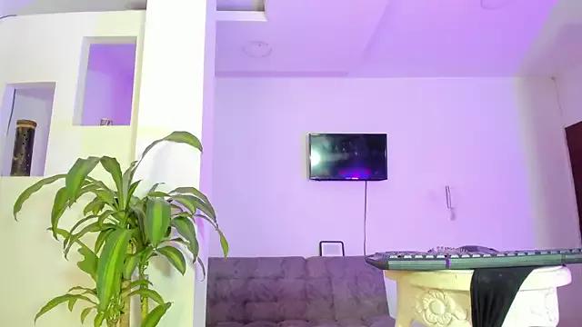 BunnyHotsx from StripChat