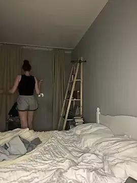 bunnythetailor from StripChat