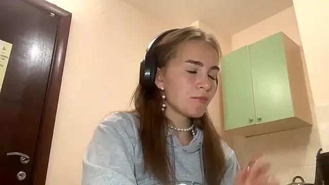 BunnyTiedeman from StripChat is Freechat