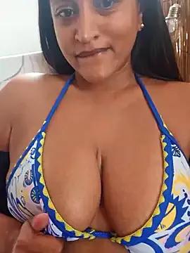 Busty_AriaX from StripChat is Freechat