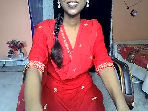 Butterfly_Simmie from StripChat