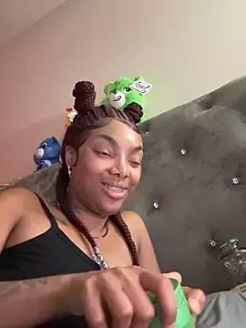 butterflybootyy from StripChat