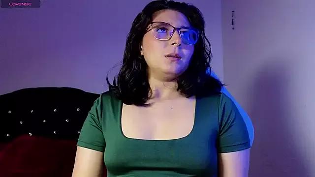 Callme_Fer from StripChat