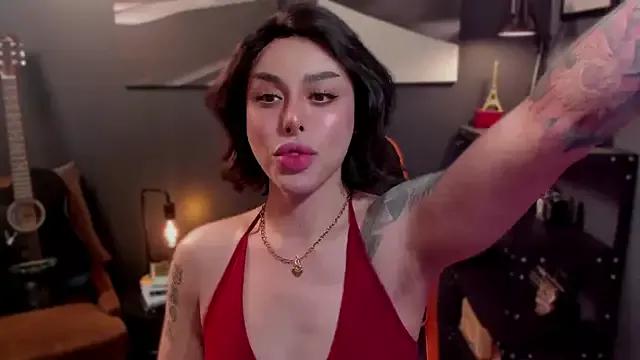 callmeLUNA from StripChat