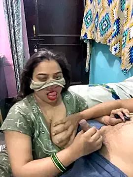 Photos of Cam_Rimi from StripChat is Freechat