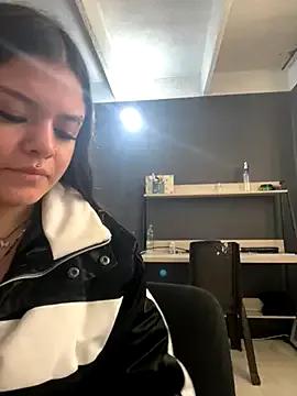 Dirty chat webcam: explore liveshows with versed models, from laying bare to fetishes, in a variety of sexy free adult webcams.