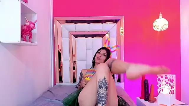 Camila_hot_3 from StripChat is Freechat