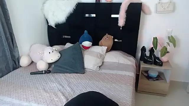 Camila_Torresss from StripChat is Freechat