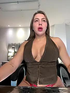 camila_vanucci from StripChat is Freechat