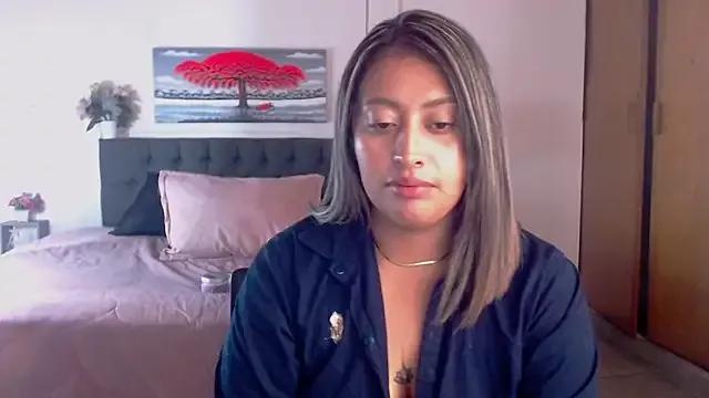 Camilaa_m from StripChat is Freechat