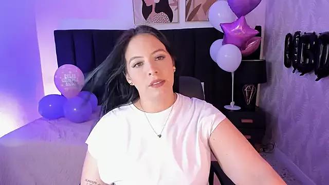 camiladuke7 from StripChat is Freechat