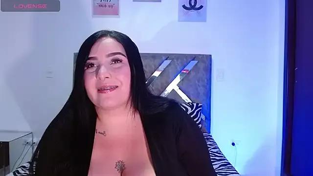 Camilekambell from StripChat is Freechat