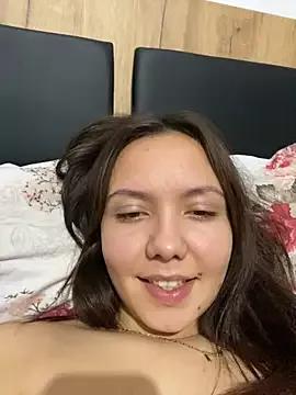 CamillaHessel from StripChat is Freechat