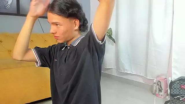 Camillo_virgil webcams show profile image 