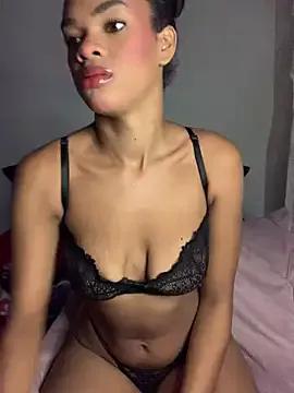 Cammgirlmii from StripChat is Freechat