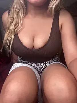 CANDY-3 from StripChat is Freechat