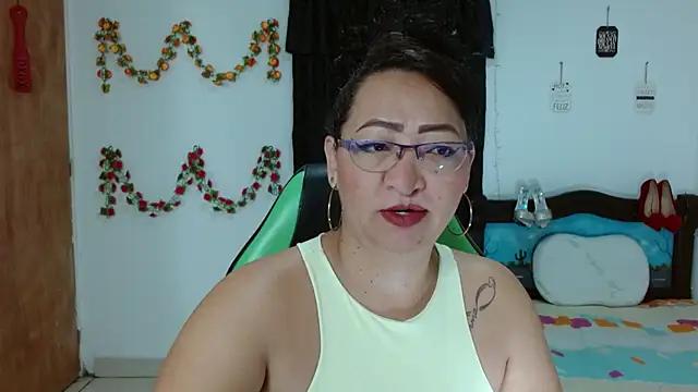 Dirty chat webcam: explore liveshows with versed models, from laying bare to fetishes, in a variety of sexy free adult webcams.