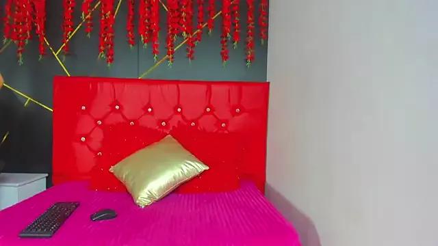 candy_rouss3 from StripChat is Freechat