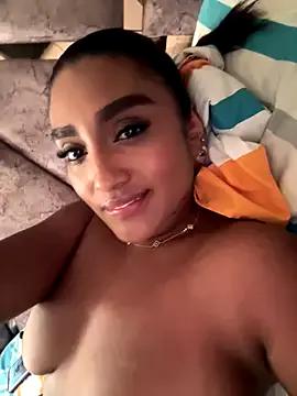 Candy_smit from StripChat is Freechat