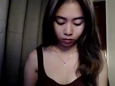candycrushyyy from StripChat is Freechat