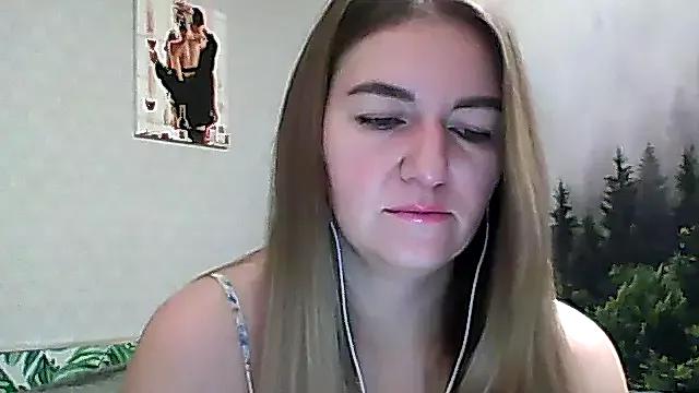 CandyOLimeX from StripChat is Freechat