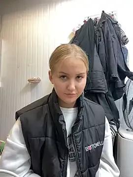 CandyVice from StripChat is Freechat