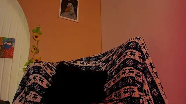 caraenaranja from StripChat