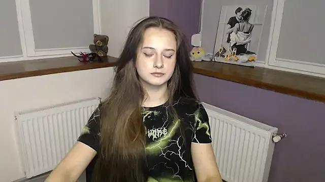 Caramel_bunny from StripChat