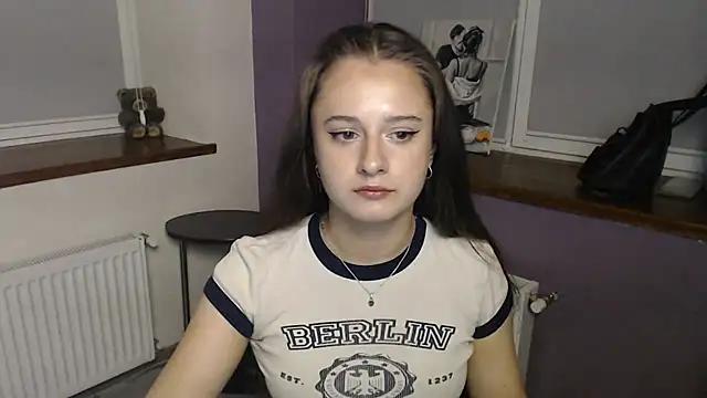Caramel_bunny from StripChat