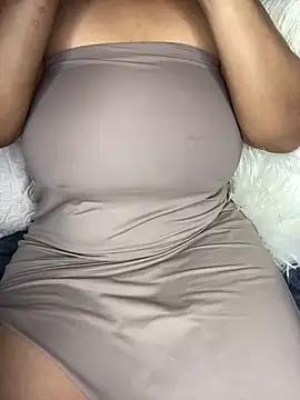CARAMELGODDESSX23 from StripChat