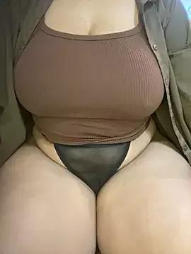 CARAMELGODDESSX23 from StripChat