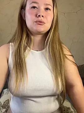 CaramelleBeauty from StripChat is Freechat