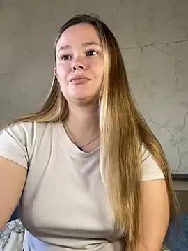CaramelleLovely from StripChat