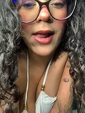 Photos of CaroBeach from StripChat is Freechat