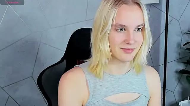 Carolin_Miller from StripChat is Freechat